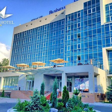 Business Hotel Almaty Luaran gambar