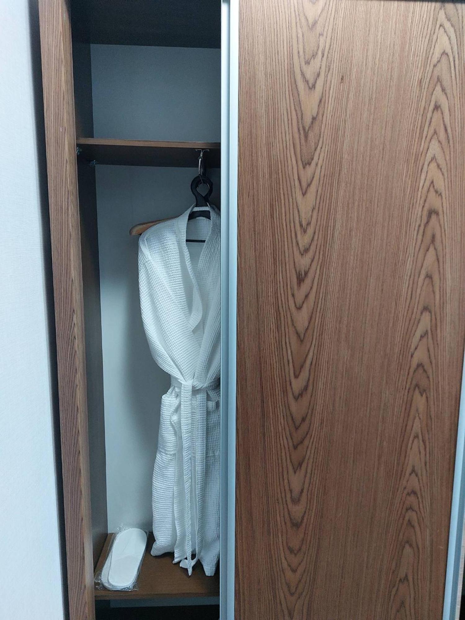 Business Hotel Almaty Luaran gambar