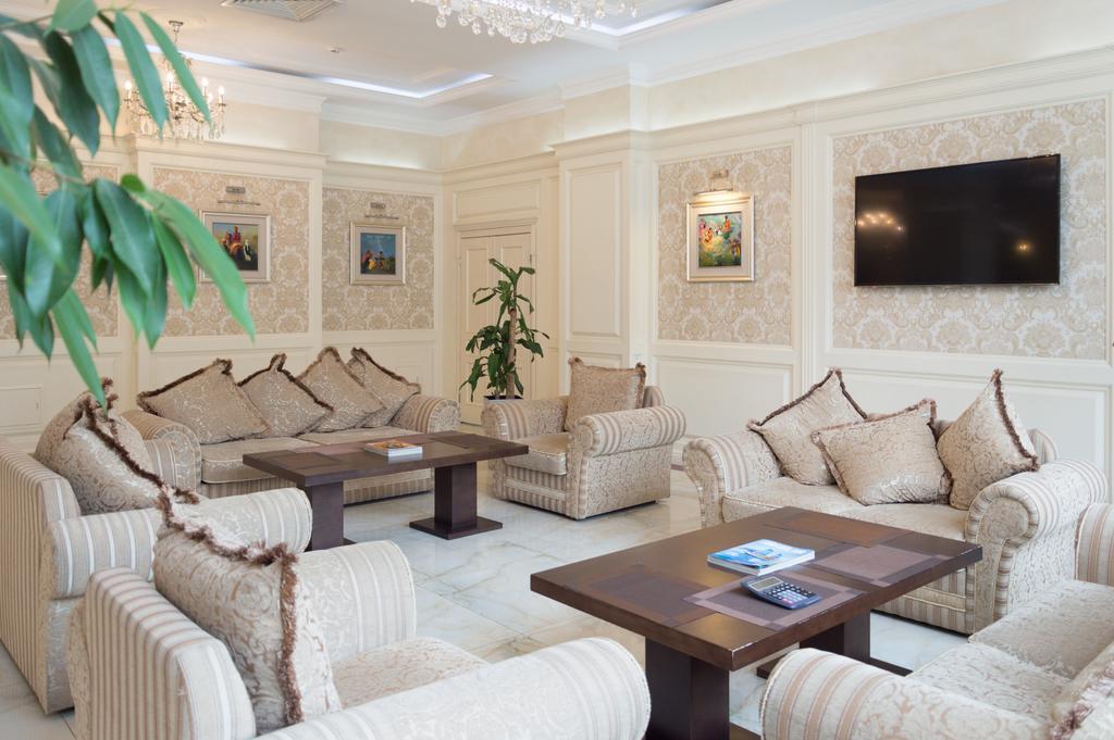 Business Hotel Almaty Luaran gambar